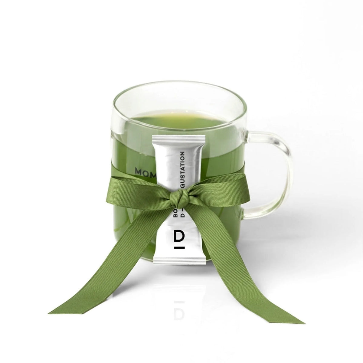 Coffret Noël Boisson Détox Anti-Sucre D-LAB Nutricosmetics, second packshot du coffret avec son mug, saveur menthe-citron