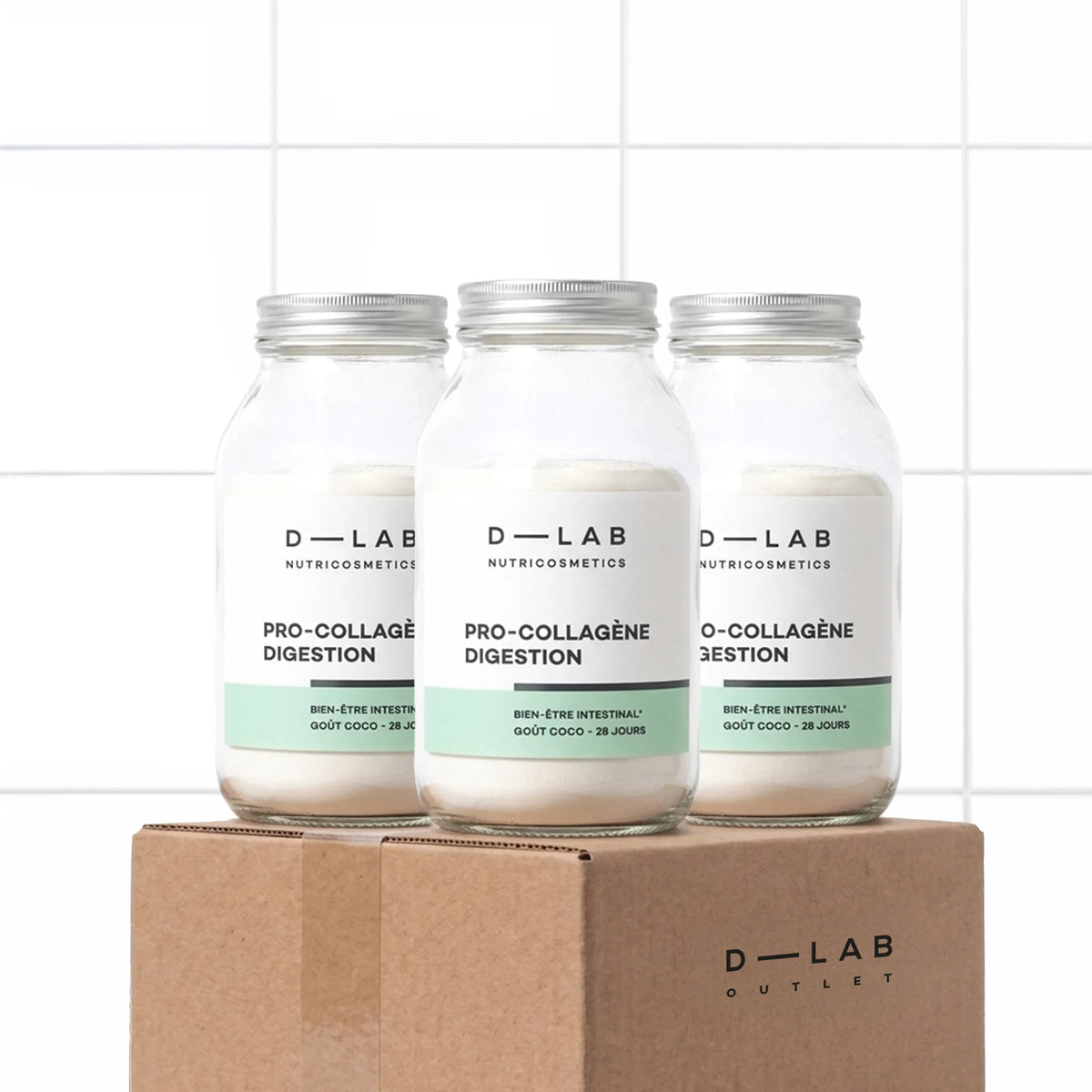 Trois pots de Pro-Collagène Digestion D-LAB, cure 3 mois pour la digestion et le microbiote, packshot sur carton D-LAB Outlet